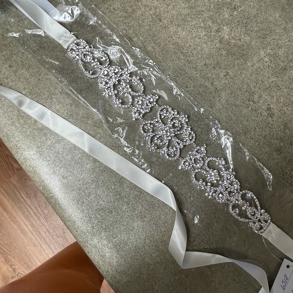 Beaded wedding belt - Picture 2 of 5